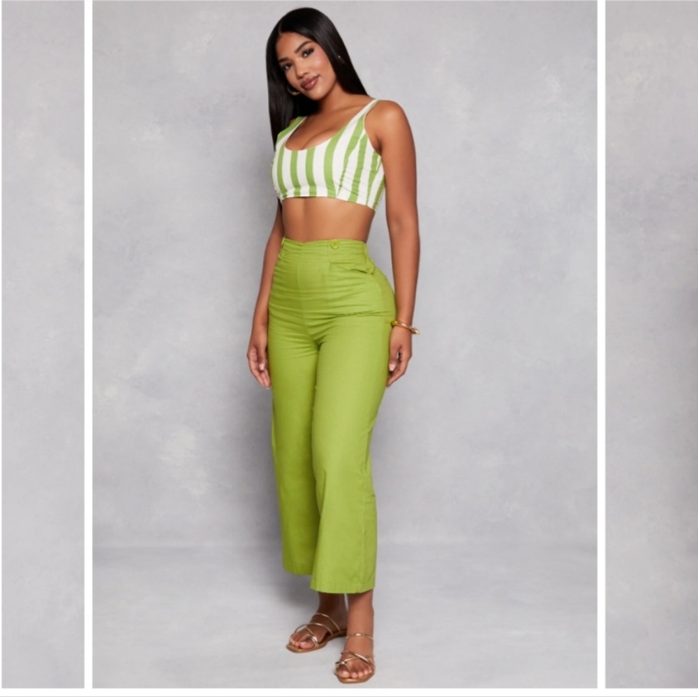💕😁Gorgeous Woman's Striped Scoop Neck Crop Top - Size Small- Lime Green❣️💕